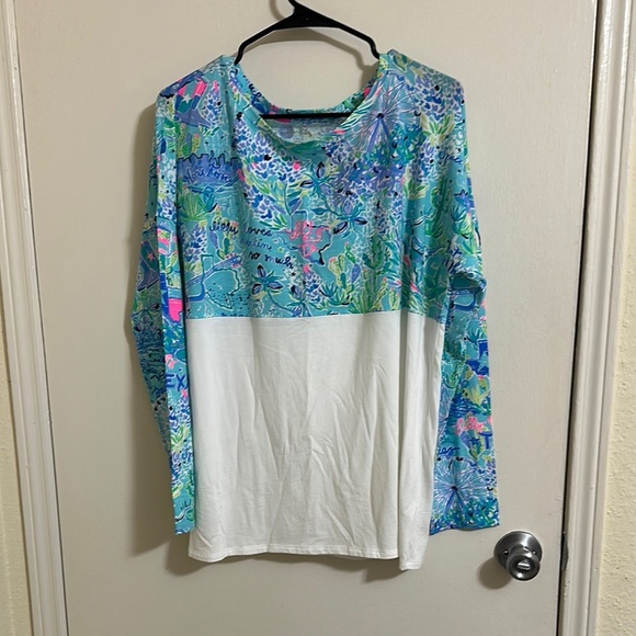 NWT Lilly Pulitzer Loves Texas Finn Long Sleeve Lightweight Top Large - Picture 1 of 5
